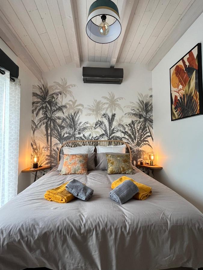 Chambre Au Calme Avec Spa Privatif Gratuit Sud Aveyron Les Palmiers Des Causses Saint-Rome-de-Tarn Esterno foto